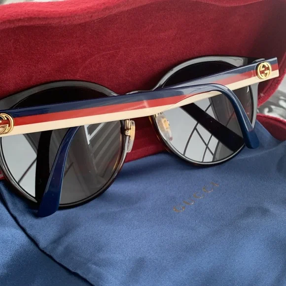 🔥♥️🔥AUTHENTIC Gucci Sunglasses GG0416SK 003 55-20-145  Made in Italy - Picture 6 of 14